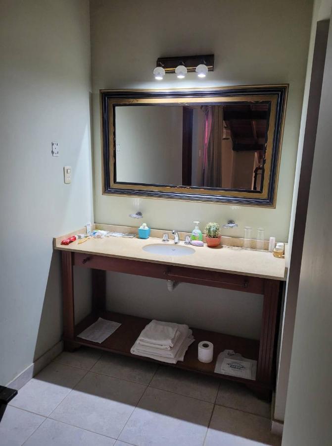 Hotel Portico Norte Tartagal Zewnętrze zdjęcie